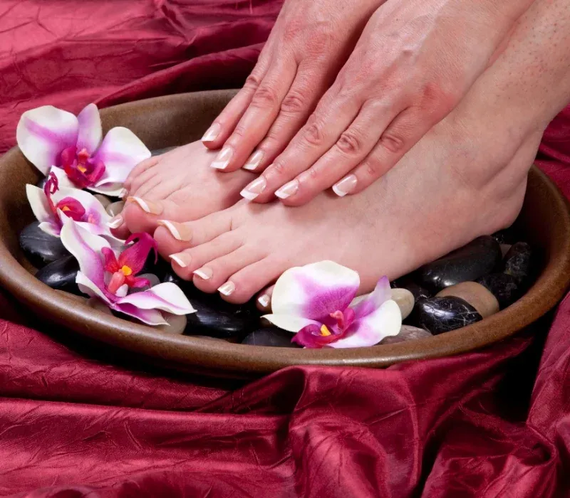 Manicure & Pedicure