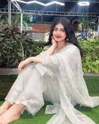 White Swan Lash & Nail Bar Client